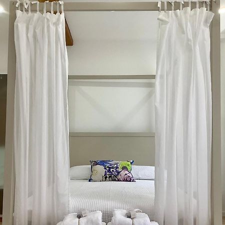 Studio - Pied A Terre Saulieu Bagian luar foto
