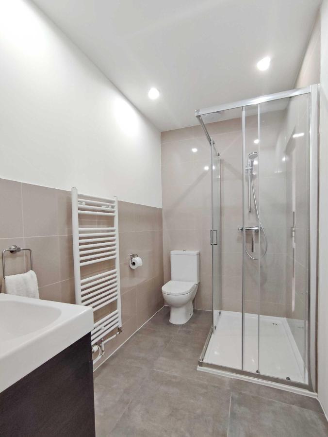 Studio - Pied A Terre Saulieu Bagian luar foto