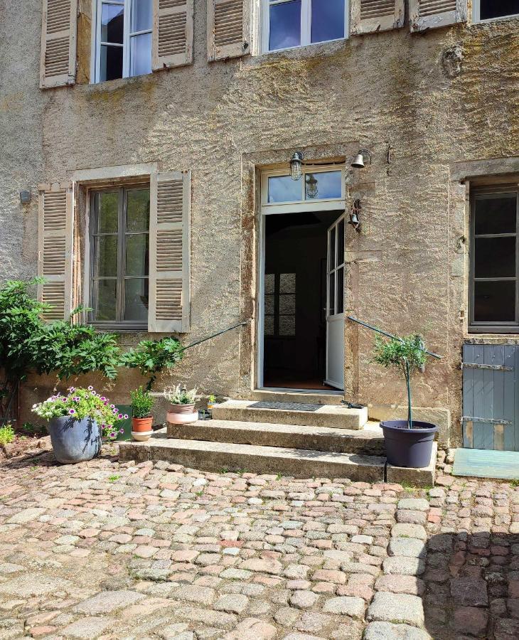 Studio - Pied A Terre Saulieu Bagian luar foto